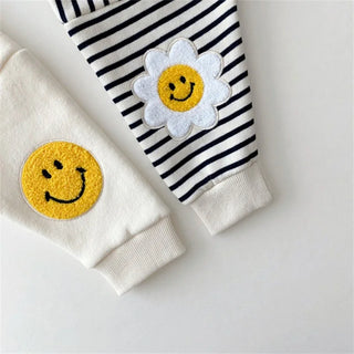 Daisy Smile Pullover - RYAN AND REMI