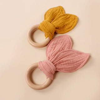 Muslin Wooden Ring Teething Set - RYAN AND REMI