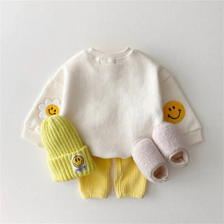 Daisy Smile Pullover - RYAN AND REMI