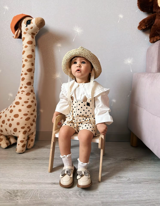 Loose Peter Pan Collar Top - RYAN AND REMI